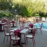 Villaggio Rta Borgoverde 公寓式酒店 3*