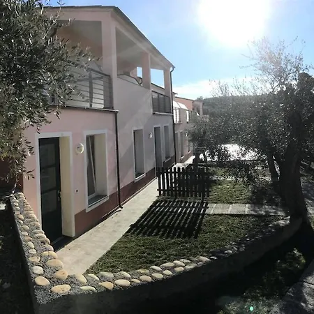 Apart Otel Villaggio Rta Borgoverde