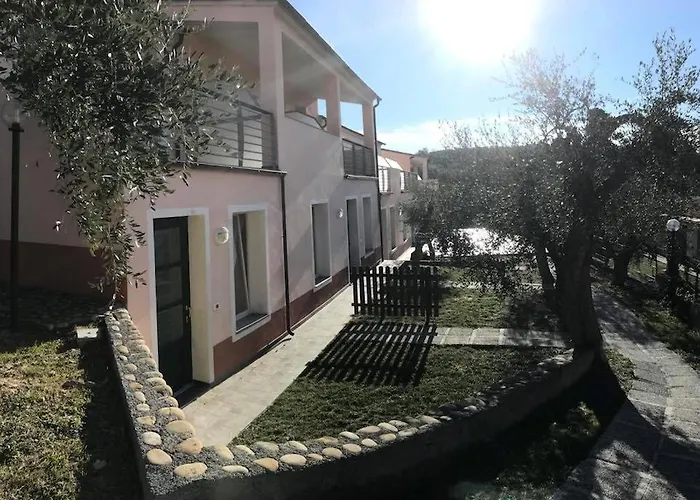 Апарт-отель Villaggio Rta Borgoverde