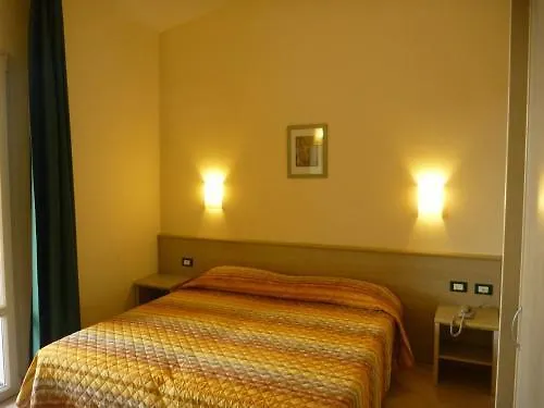 Апарт-отель Villaggio Rta Borgoverde 3*