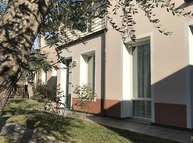 Апарт-отель Villaggio Rta Borgoverde 3*